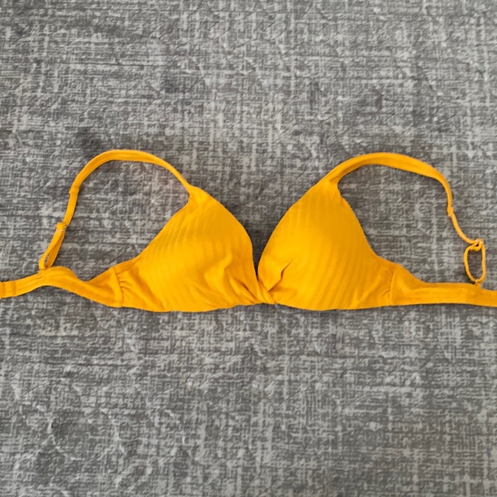 Shade & Shore Mustard Yellow Bikini Top, Size 36B